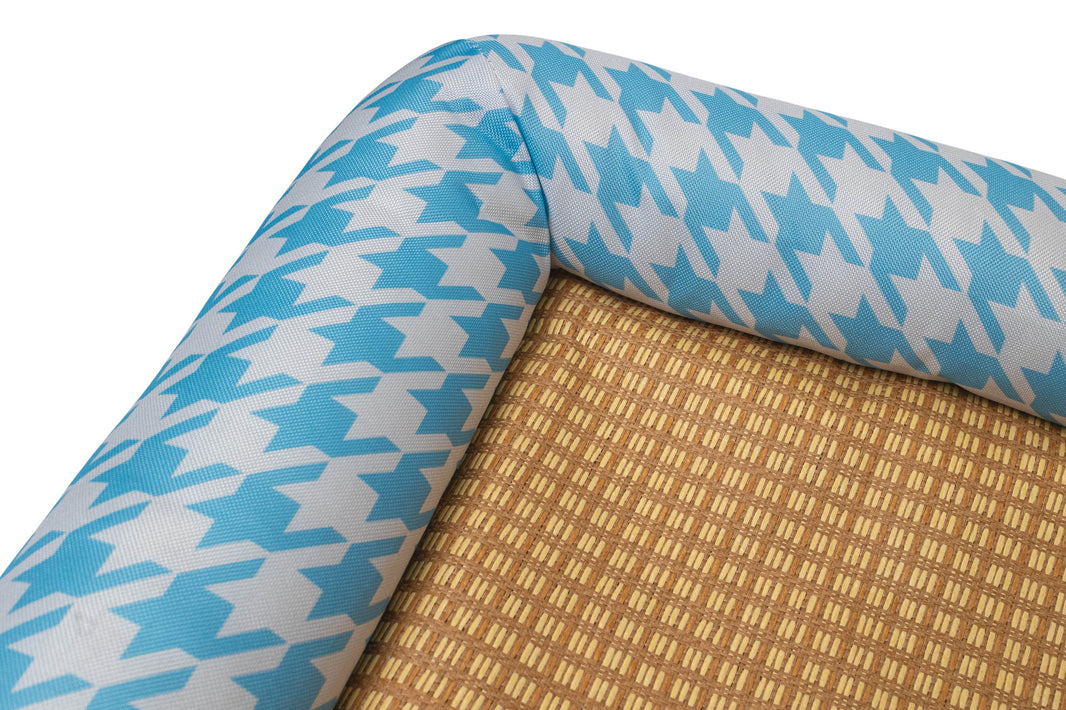 Pawfect Essentials™ Large Pet Cooling Mat (Blue) Houndstooth